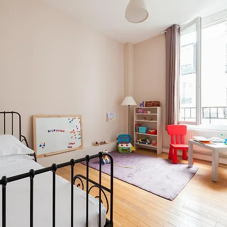 Onefinestay - Batignolles Private Homes * Paris
